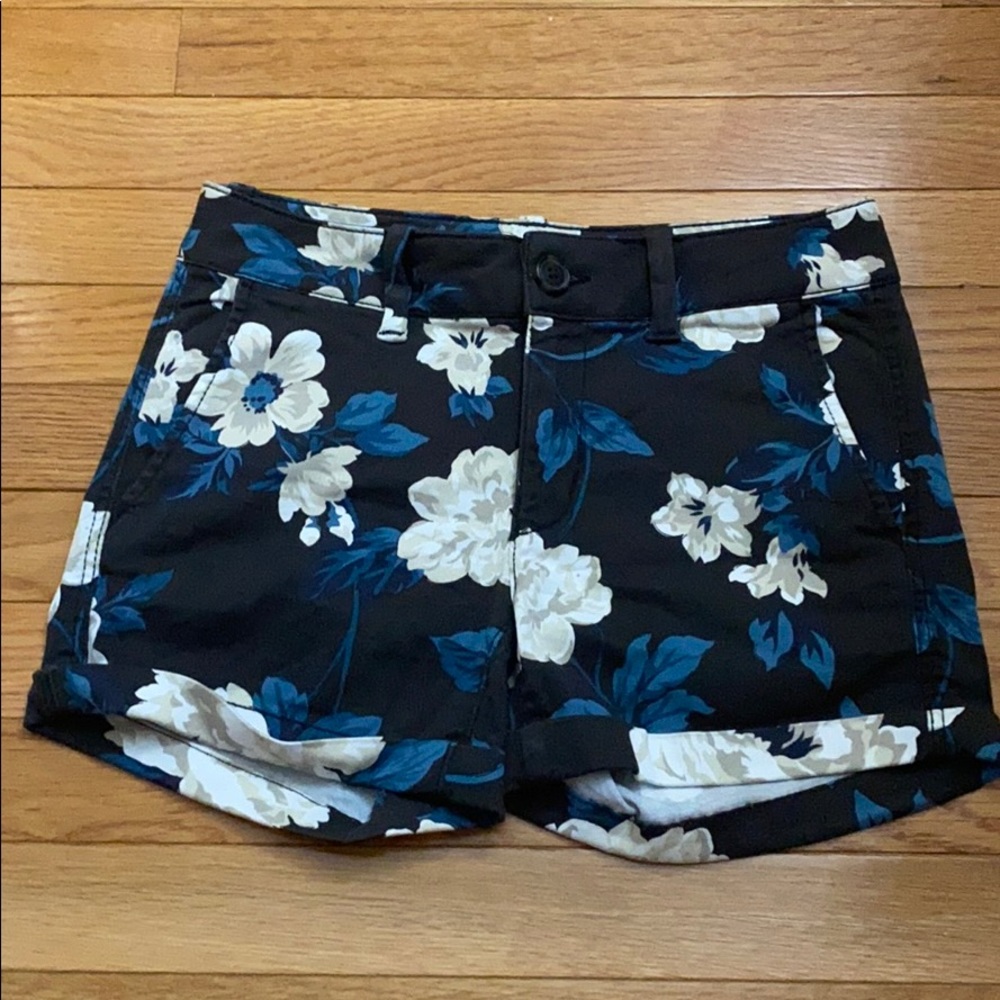 American Eagle Floral Midi Shorts